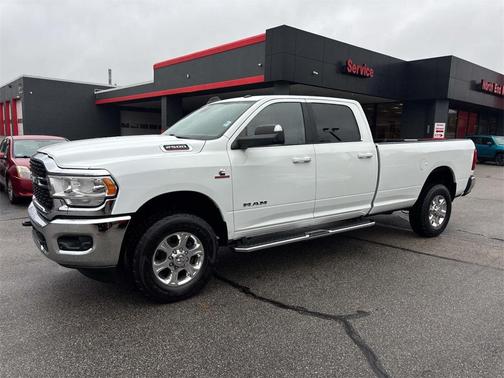 2022 RAM 2500 Big Horn Crew Cab 4x4 8' Box