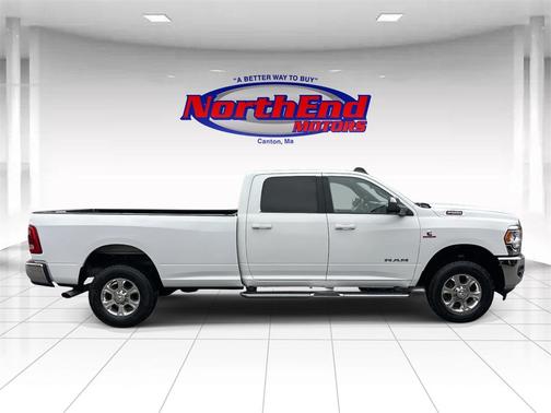 2022 RAM 2500 Big Horn Crew Cab 4x4 8' Box