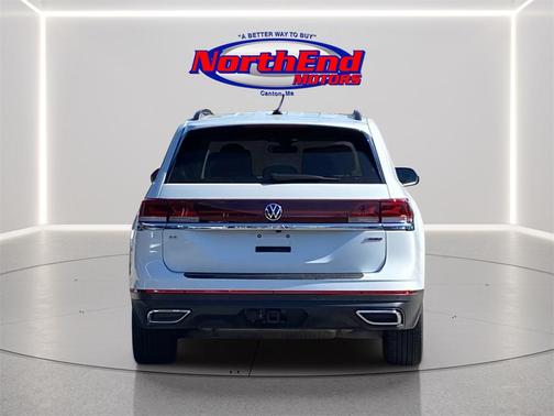 2024 Volkswagen Atlas 2.0T SE w/Technology 4MOTION