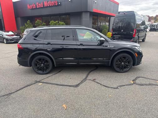 2022 Volkswagen Tiguan 2.0T SE R-Line Black 4MOTION