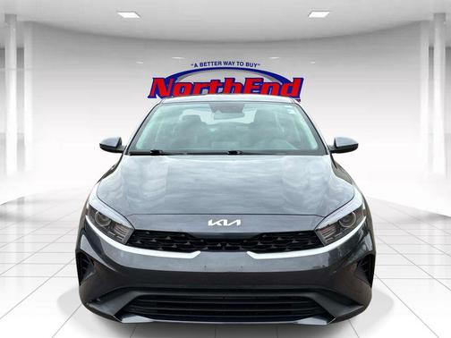 Gravity Gray 2023 Kia Forte LXS