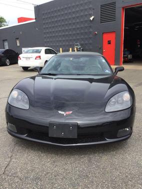 Smokin Asphalt 2006 Chevrolet Corvette Base