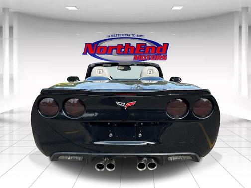 Smokin Asphalt 2006 Chevrolet Corvette Base