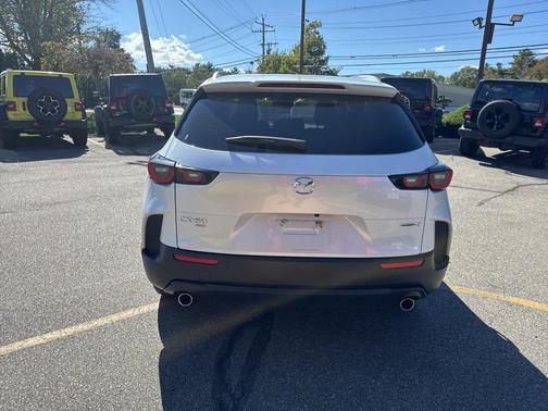 2025 Mazda CX-50 2.5 S Preferred Package