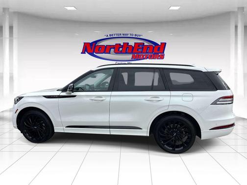 Pristine White Metallic Tri-Coat 2022 Lincoln Aviator Reserve AWD