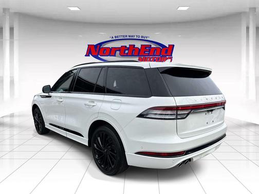 Pristine White Metallic Tri-Coat 2022 Lincoln Aviator Reserve AWD