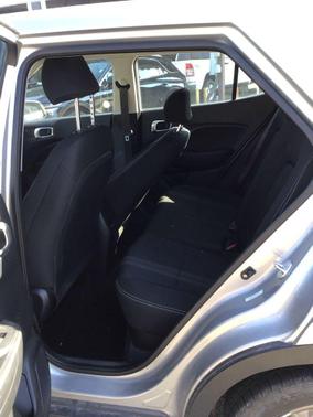 Shimmering Silver 2025 Hyundai VENUE SEL