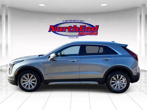 2023 Cadillac XT4 Premium Luxury