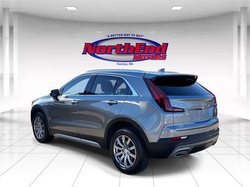 2023 Cadillac XT4 Premium Luxury