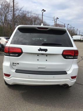 2022 Jeep Grand Cherokee Laredo