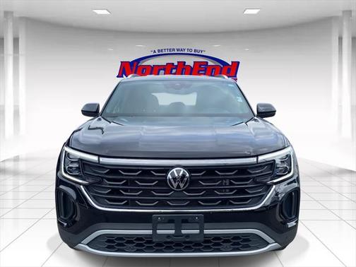 2024 Volkswagen Atlas Cross Sport 2.0T SE w/Technology 4MOTION