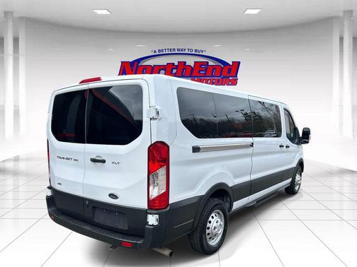 Oxford White 2022 Ford Transit-350 XLT