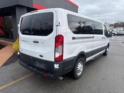 2022 Ford Transit-350 XLT