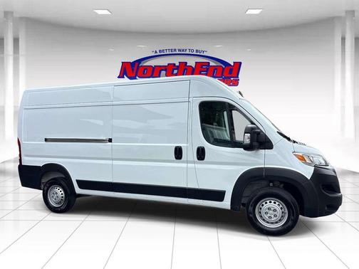Bright White Clearcoat 2026 RAM ProMaster 2500 Tradesman