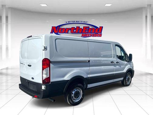 Oxford White 2021 Ford Transit-250 Base