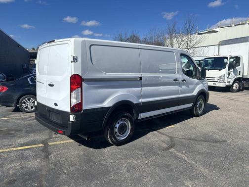 2021 Ford Transit-250 Base