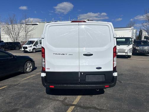 2021 Ford Transit-250 Base