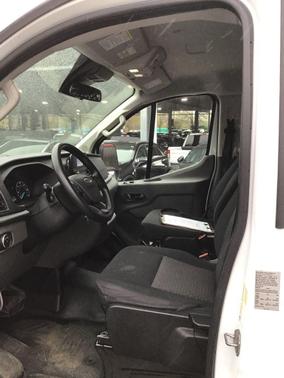 Oxford White 2024 Ford Transit-250 Base