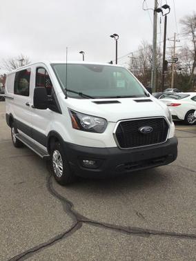 Oxford White 2024 Ford Transit-250 Base