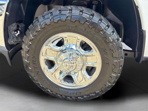 2022 RAM 2500 Tradesman Crew Cab 4x4 6'4' Box