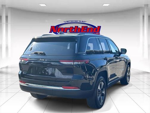 2023 Jeep Grand Cherokee 4xe Base