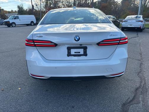 2024 BMW 530 xDrive