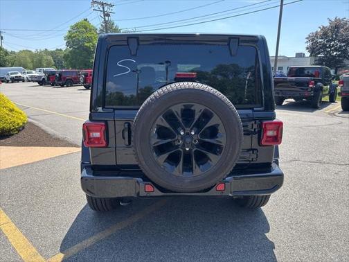 2022 Jeep Wrangler Unlimited Sahara