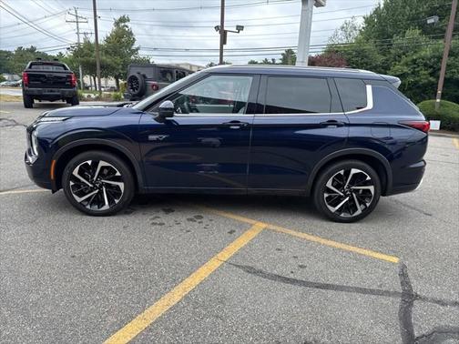 2023 Mitsubishi Outlander PHEV SEL