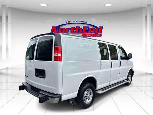 Summit White 2024 Chevrolet Express 2500 Work Van