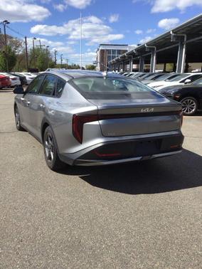 Steel Gray 2025 Kia K4 LXS
