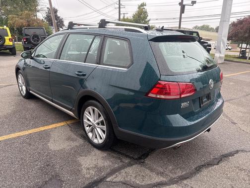 2018 Volkswagen Golf Alltrack TSI SE