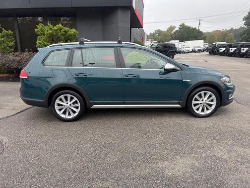2018 Volkswagen Golf Alltrack TSI SE
