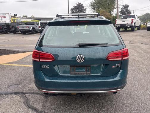 2018 Volkswagen Golf Alltrack TSI SE