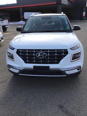 2025 Hyundai VENUE Limited