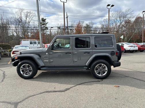 Sting-Gray Clearcoat 2021 Jeep Wrangler Unlimited Sahara