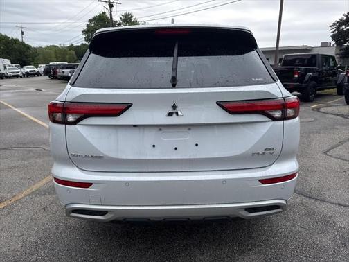 2024 Mitsubishi Outlander PHEV SEL