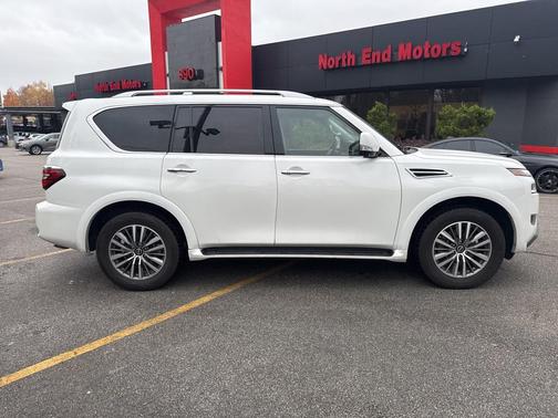 2024 Nissan Armada SL 4WD