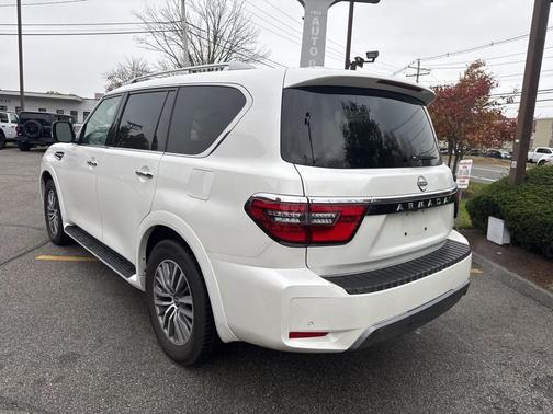 2024 Nissan Armada SL 4WD