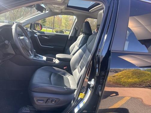 2022 Toyota RAV4 Hybrid Limited