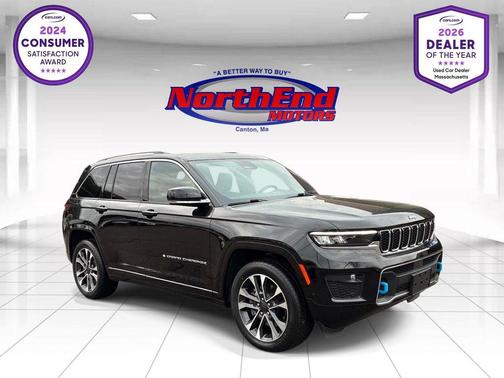 Diamond Black Crystal Pearlcoat 2023 Jeep Grand Cherokee 4xe Overland