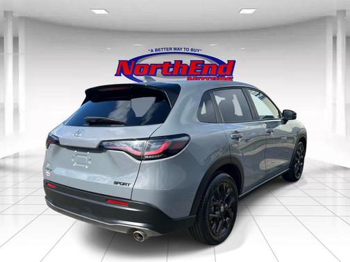 Urban Gray Pearl 2025 Honda HR-V AWD Sport