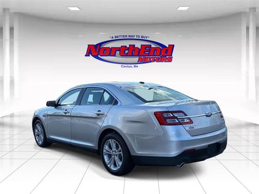 2018 Ford Taurus SEL