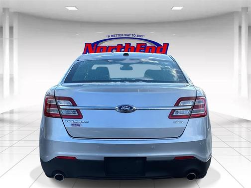 2018 Ford Taurus SEL