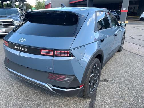 2023 Hyundai IONIQ 5 SEL