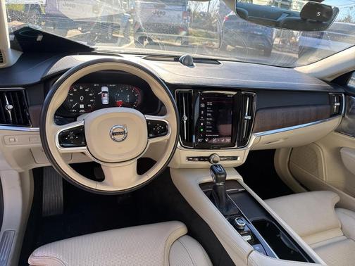 2021 Volvo S90 T6 Inscription