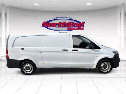 2020 Mercedes-Benz Metris Base