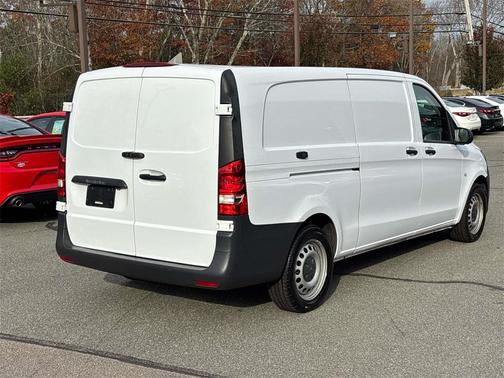 2020 Mercedes-Benz Metris Base