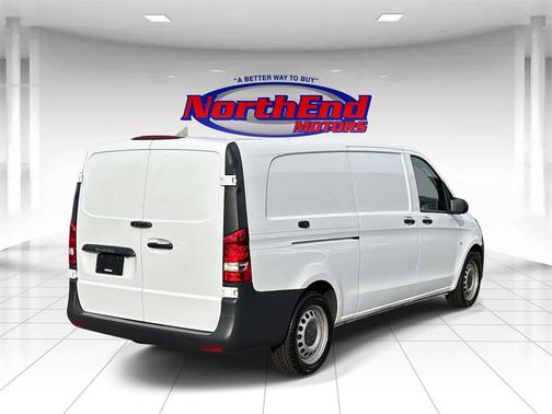 2020 Mercedes-Benz Metris Base