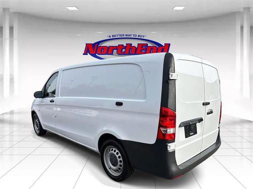 2020 Mercedes-Benz Metris Base
