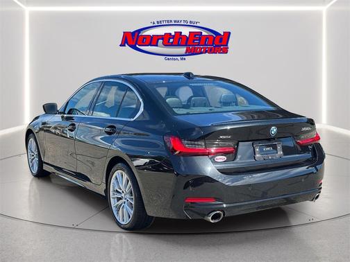 2024 BMW 330e xDrive
